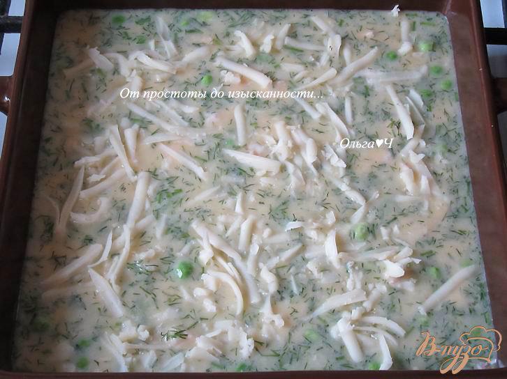 Фото приготовление рецепта: Фриттата с курицей, рисом и зеленым горошком шаг №5