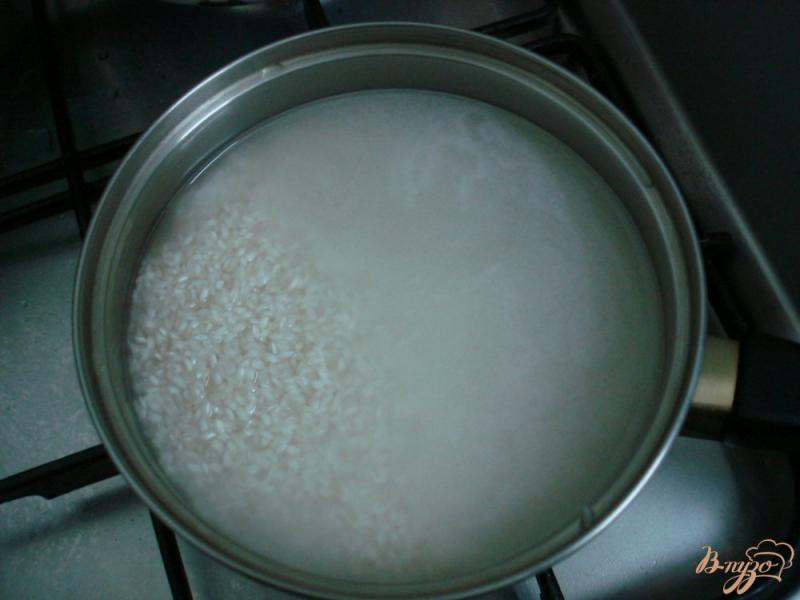 Фото приготовление рецепта: Перец фаршированный фаршем, рисом и грибами шаг №6