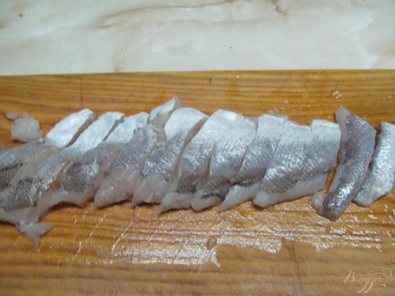 Фото приготовление рецепта: Палочки из хека в арахисовой панировке шаг №1