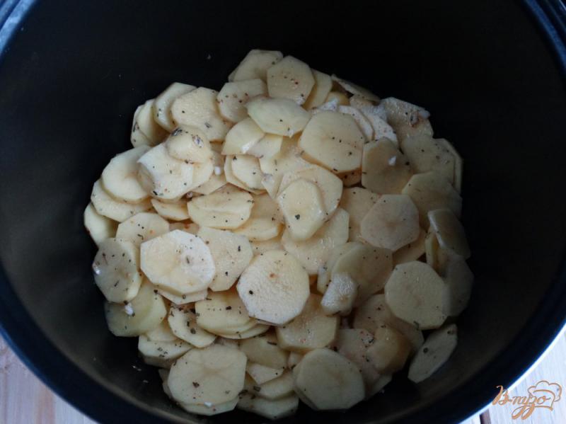 Фото приготовление рецепта: Картофель в молоке шаг №5