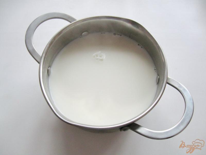 Фото приготовление рецепта: Молочный суп с макаронами «рожки» шаг №4
