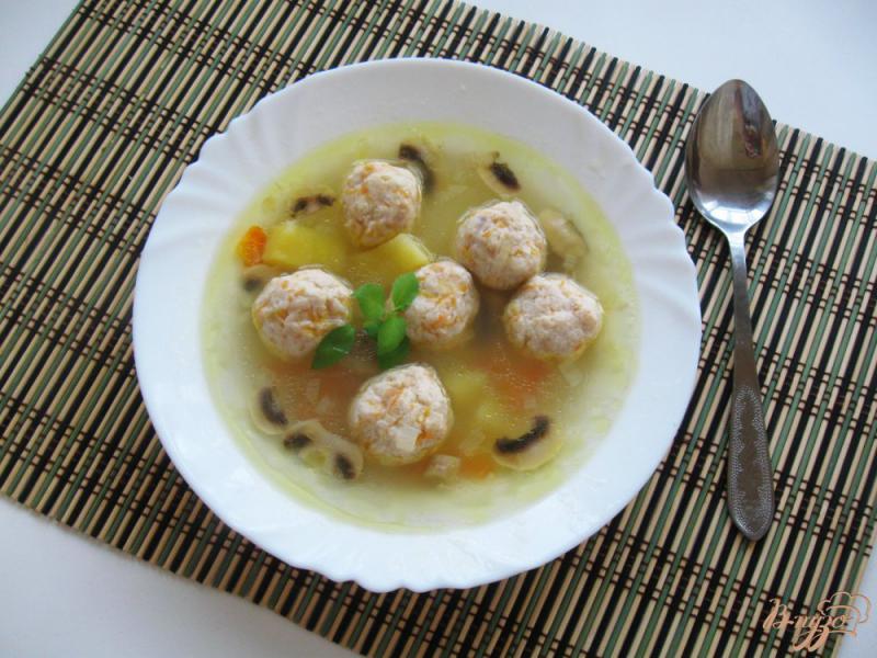 Фото приготовление рецепта: Суп с фрикадельками из тыквы и курицы шаг №8