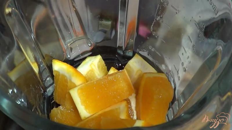 Фото приготовление рецепта: Апельсиновый пирог шаг №2