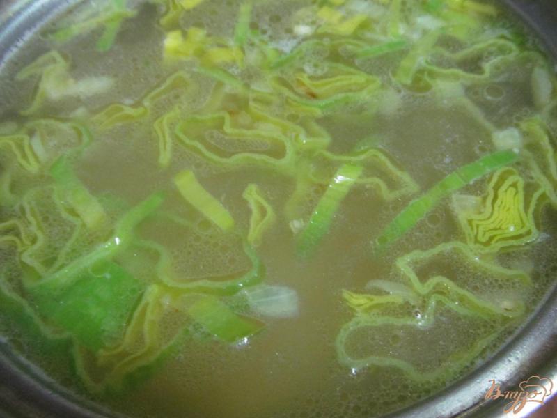 Фото приготовление рецепта: Суп с капустой шаг №5