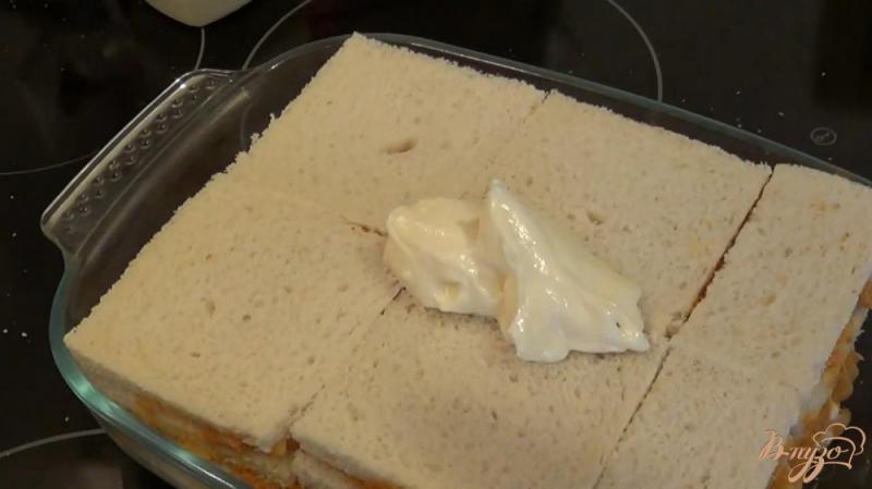 Фото приготовление рецепта: Закусочный тортик с тунцом шаг №5