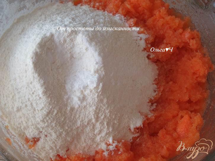 Фото приготовление рецепта: Морковный пирог шаг №2
