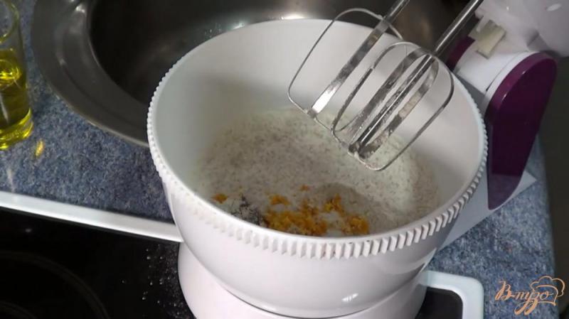 Фото приготовление рецепта: Морковный пирог на стевии шаг №2