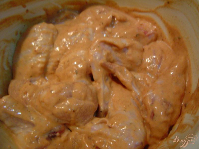 Фото приготовление рецепта: Крылышки в пикантном соусе (в мультиварке) шаг №3