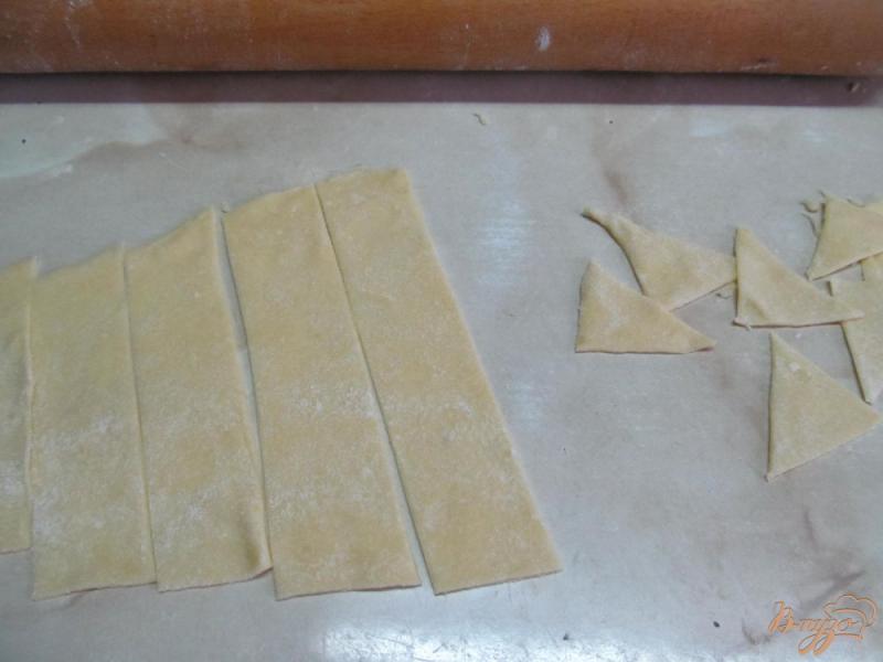 Фото приготовление рецепта: Домашние макароны с тыквой и кукурузой шаг №4