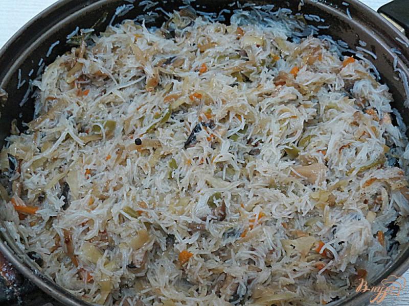Фото приготовление рецепта: Рисовая вермишель с овощами шаг №10