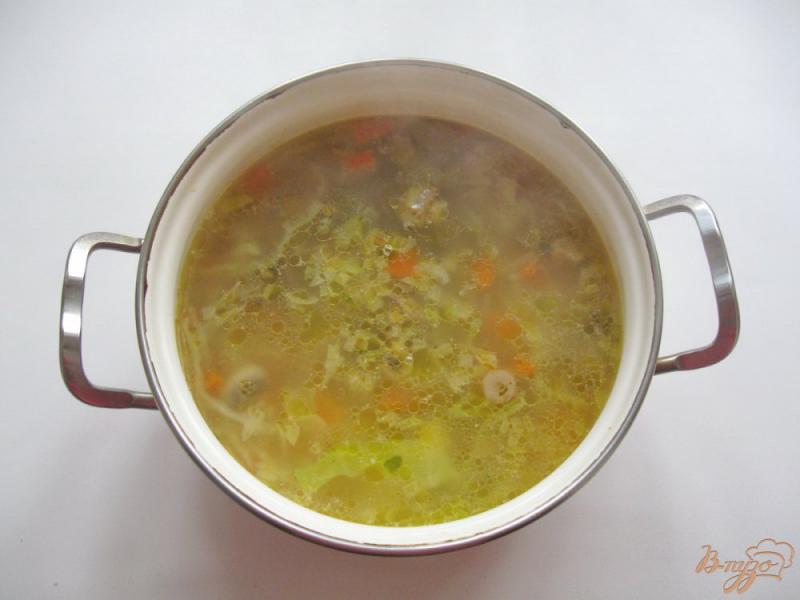 Фото приготовление рецепта: Овощной суп с куриной печенью шаг №6