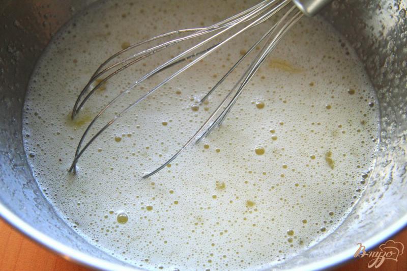 Фото приготовление рецепта: Бисквитный торт с заварным кремом на сгущенке шаг №1