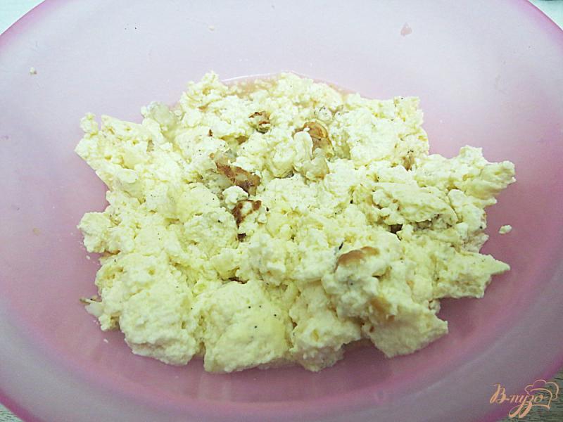 Фото приготовление рецепта: Хек в яично-сметанном  соусе в мультиварке шаг №9