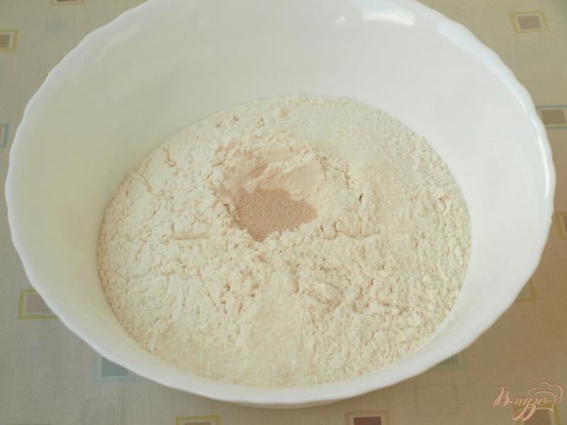 Фото приготовление рецепта: Постный дрожжевой пирог с капустой шаг №2