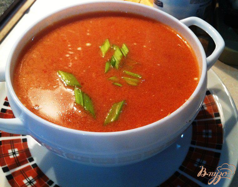 Фото приготовление рецепта: Томатный суп с макаронами шаг №5