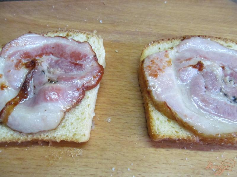 Фото приготовление рецепта: Бутерброд с вешенками шаг №7
