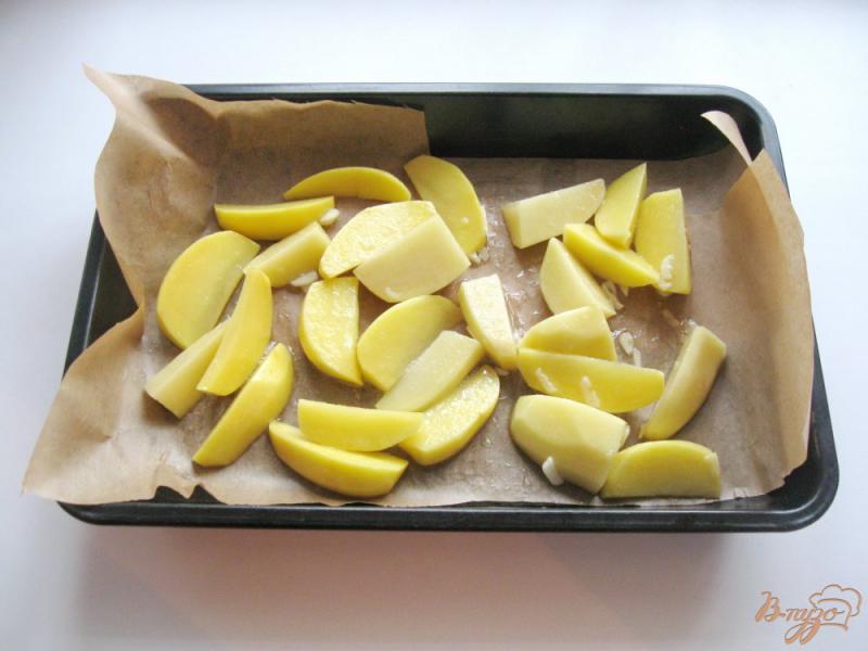 Фото приготовление рецепта: Тушёная капуста с картофелем и грибами шаг №2