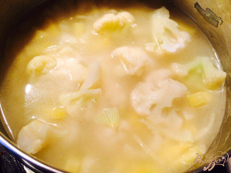 Фото приготовление рецепта: Крем-суп из цветной капусты для деток шаг №6