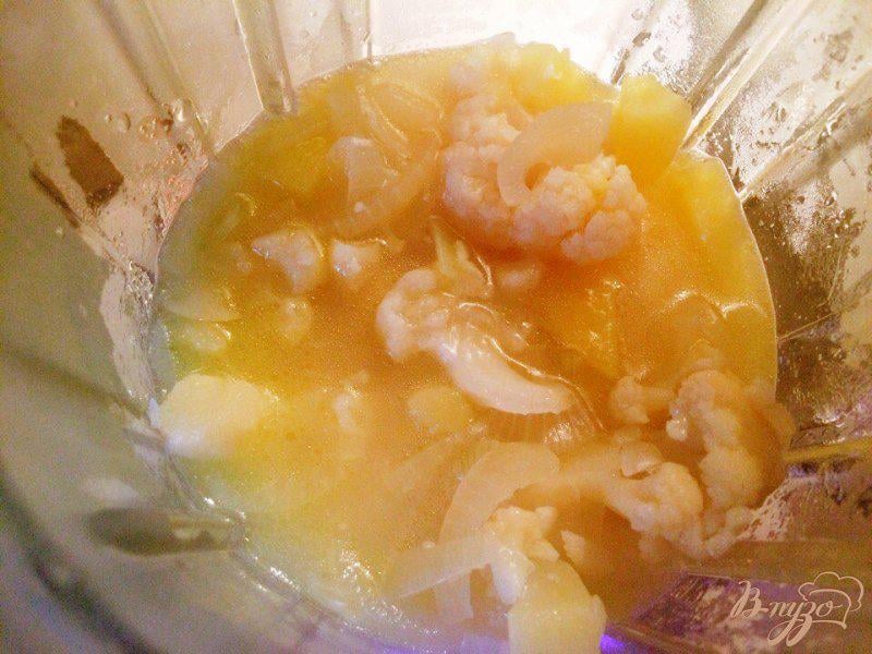 Фото приготовление рецепта: Крем-суп из цветной капусты для деток шаг №7