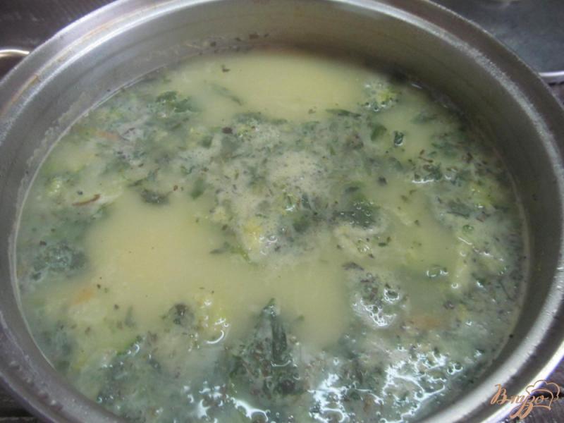 Фото приготовление рецепта: Сливочный суп с овощами на курином бульоне шаг №8