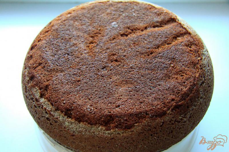 Фото приготовление рецепта: Шоколадный торт с M&M’s шаг №7