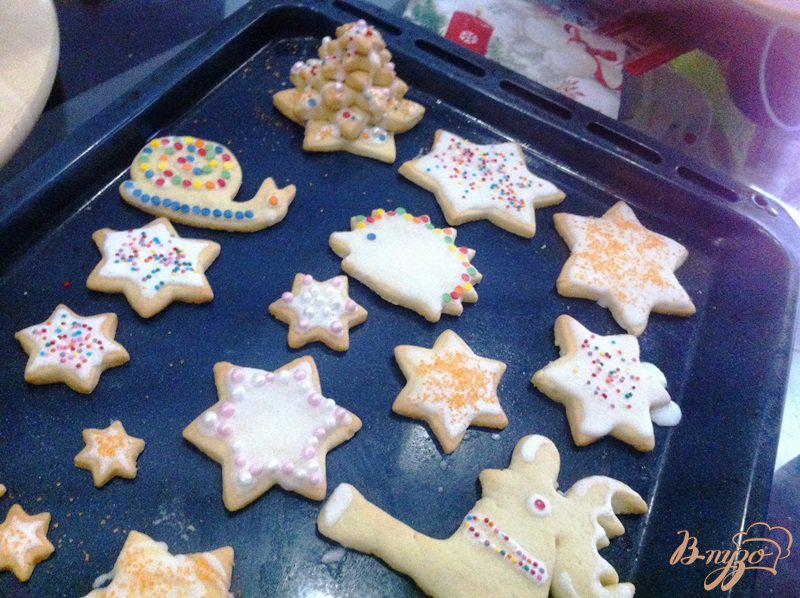 Фото приготовление рецепта: Миндальное новогоднее печенье шаг №6