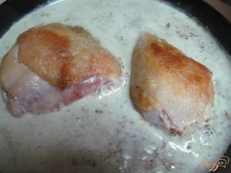 Фото приготовление рецепта: Куриные окорочка в ореховом соусе шаг №6