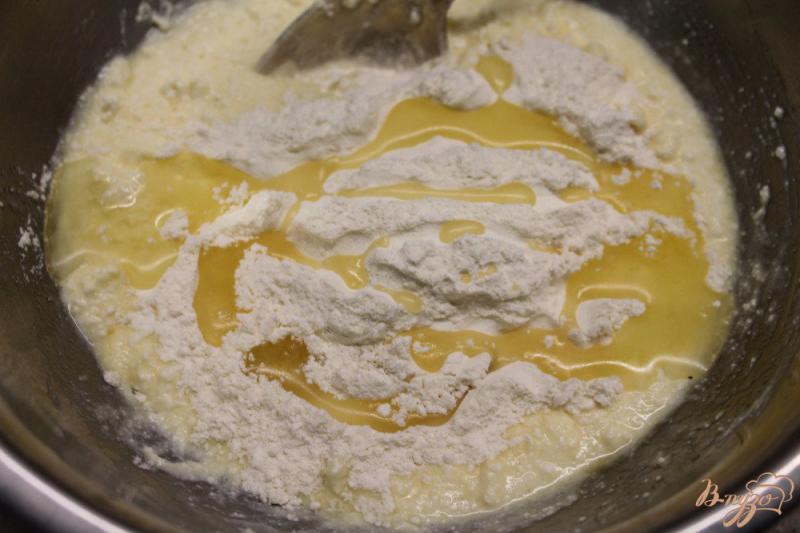 Фото приготовление рецепта: Кексы творожные с кокосовой стружкой шаг №3