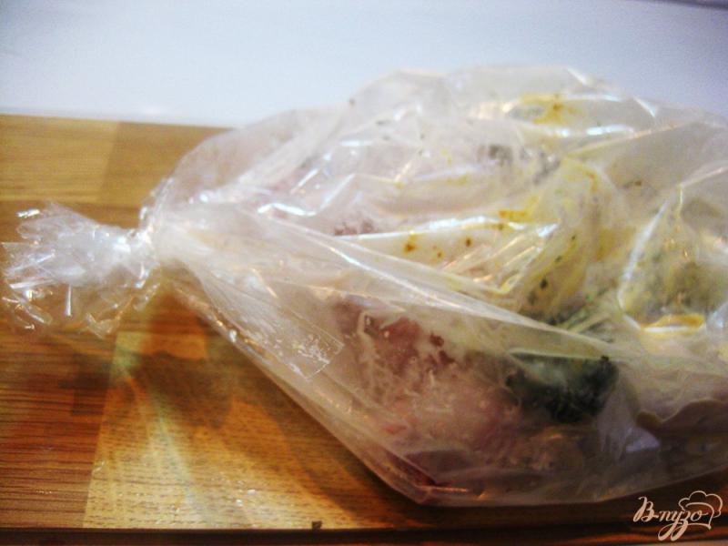 Фото приготовление рецепта: Куриные голени в майонезе шаг №3