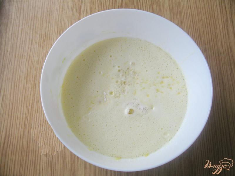 Фото приготовление рецепта: Кекс с лимонадом в мультиварке шаг №3