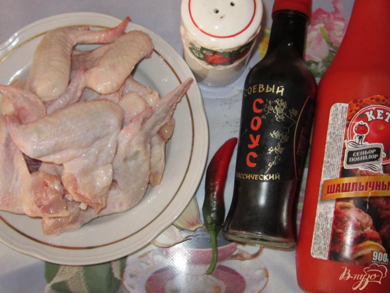Фото приготовление рецепта: Куриные крылышки в остром соусе шаг №1