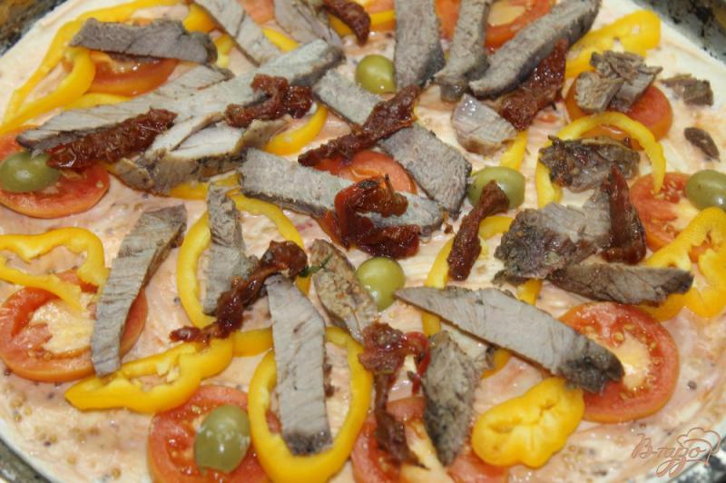 Фото приготовление рецепта: Пицца с телятиной шаг №5