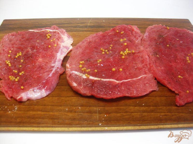 Фото приготовление рецепта: Отбивные из говядины с имбирем шаг №3