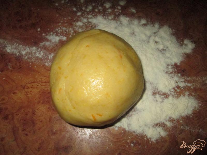 Фото приготовление рецепта: Печенье с апельсиновой цедрой шаг №5