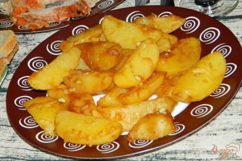 Фото приготовление рецепта: Запеченый картофель на гарнир шаг №5