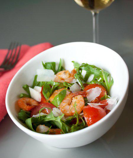 фото рецепта: Салат с рукколой и креветками
