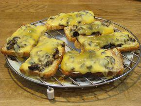 фото рецепта: Горячие бутерброды с баклажанами и сыром