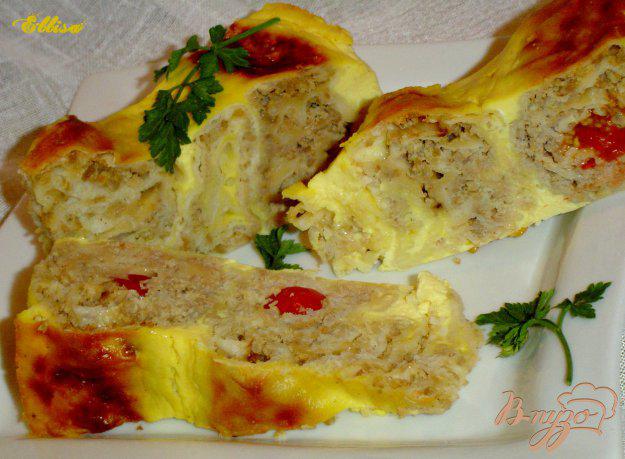 фото рецепта: Пирог из лаваша с мясом, сыром, помидорами -черри