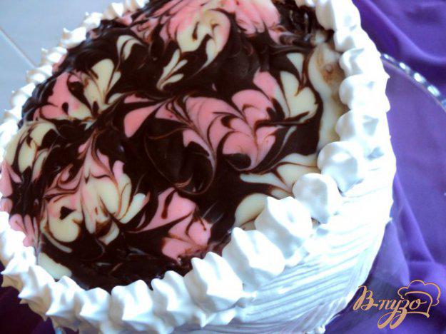 фото рецепта: Торт  малиново-шоколадный «Фентази»