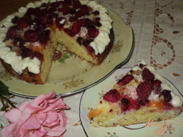 фото рецепта: Абрикосово-малиновый пирог.