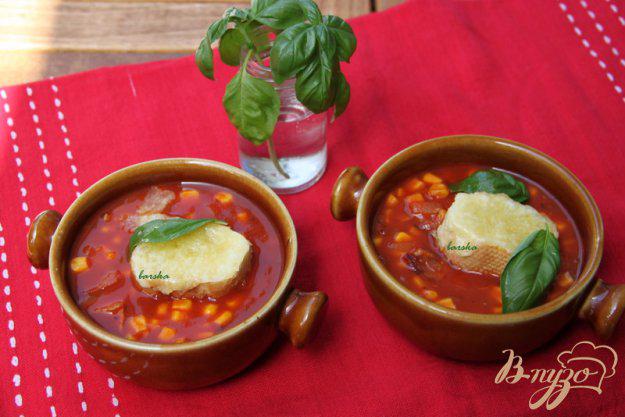 фото рецепта: Быстрый томатный суп с кукурузой и беконом