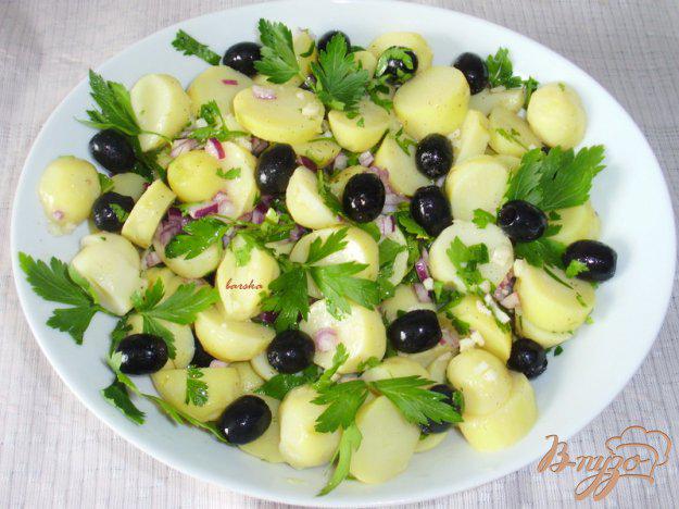 фото рецепта: Картофельный салат с маслинами