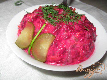 фото рецепта: Салат из свеклы по-белорусски.