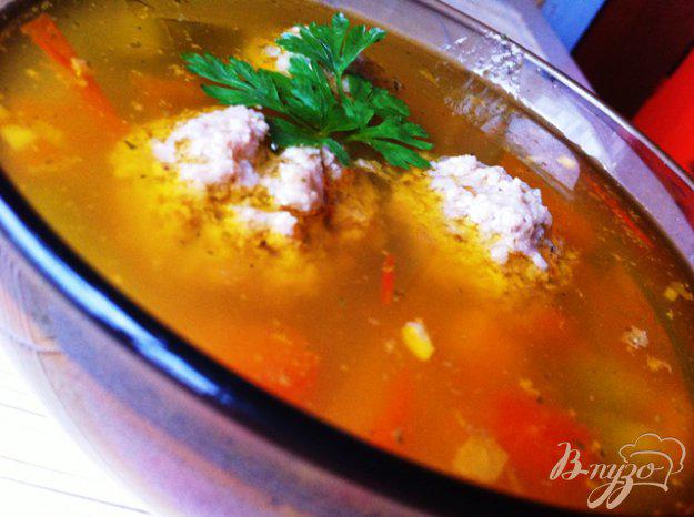фото рецепта: Овощной суп с фрикадельками и рисом