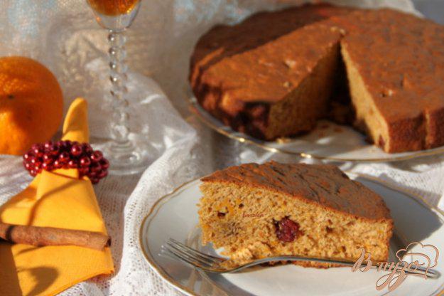 фото рецепта: Ароматный хлеб из тыквы с клюквой, апельсином и бренди