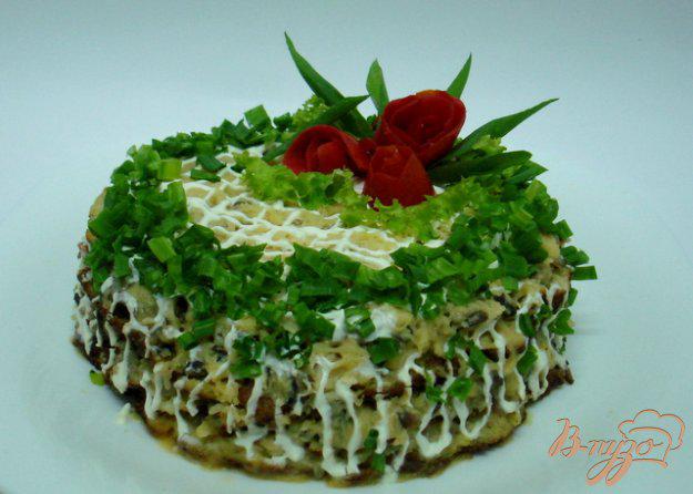 фото рецепта: Кабачковый тортик с грибами