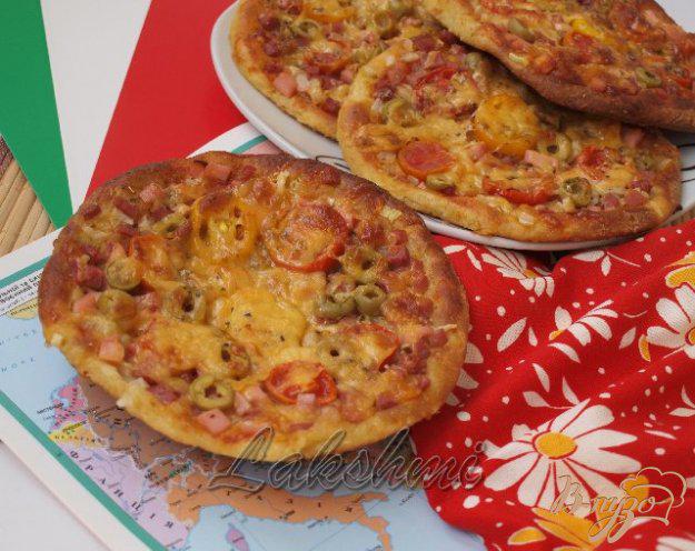 фото рецепта: Творожные мини-пиццы