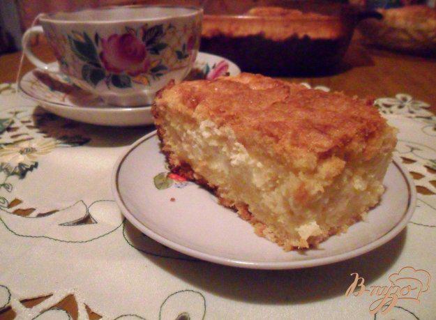 фото рецепта: Пирог с творогом и яблоками «Нежность»