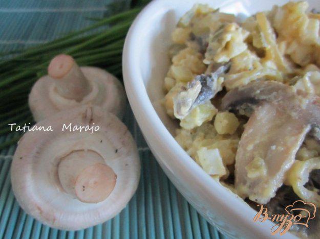 фото рецепта: Картофельный салат с грибами