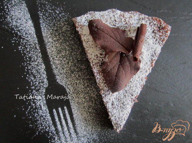 фото рецепта: Шоколадный пирог с грушами